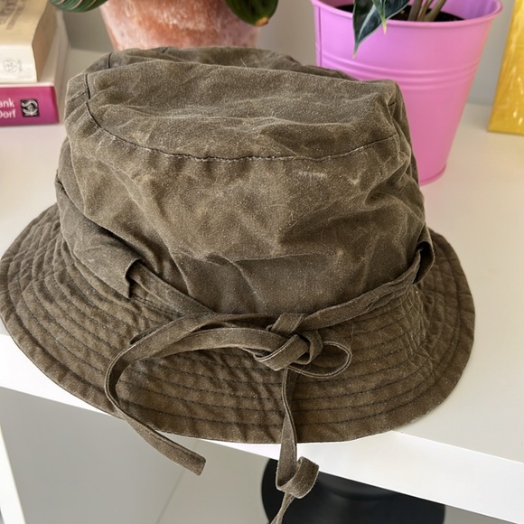 Authentic Jacquemus bucket hat - Picture 4 of 4